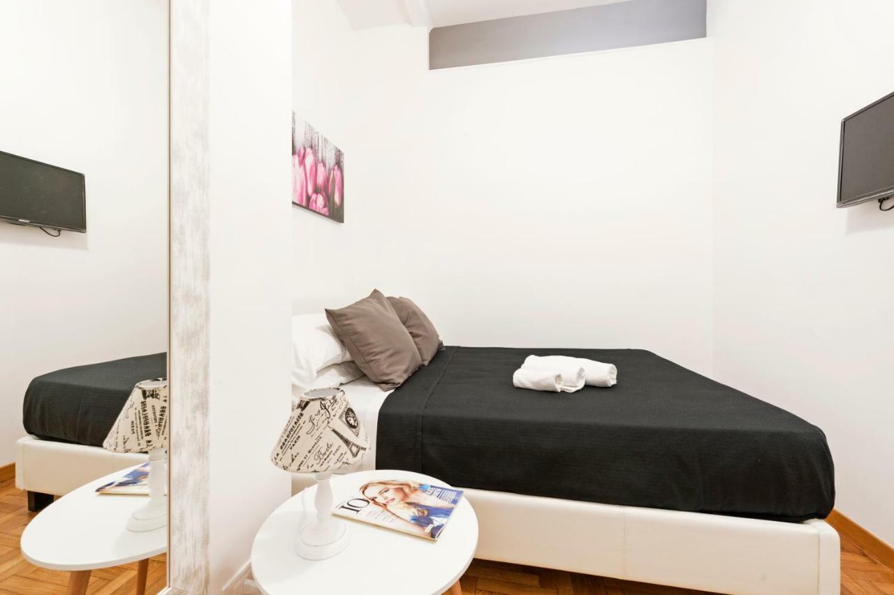 White Flat Labicana Rom