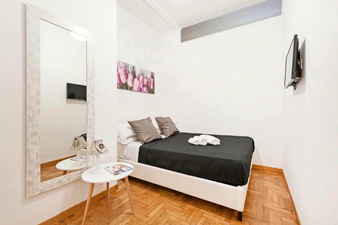 White Flat Labicana * Rom